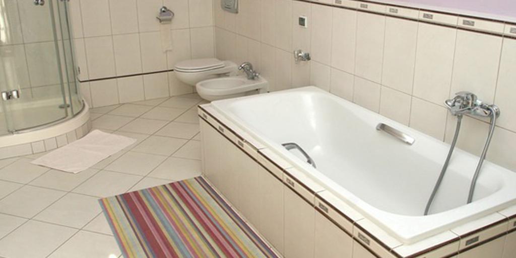 Apartmany Kolegium Prešov Oda fotoğraf